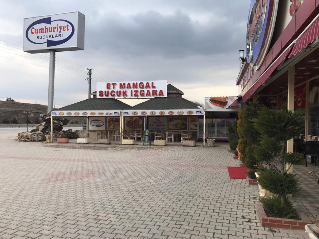 Öz Şelale Dinlenme Tesisi – Afyonkarahisar Yemek Yerleri – En İyi 25 Restoran