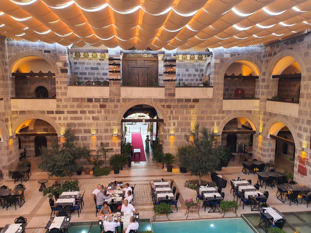 Kanuni Kervansaray Historical & Suites – Çeşme Otelleri – En İyi 35 Otel