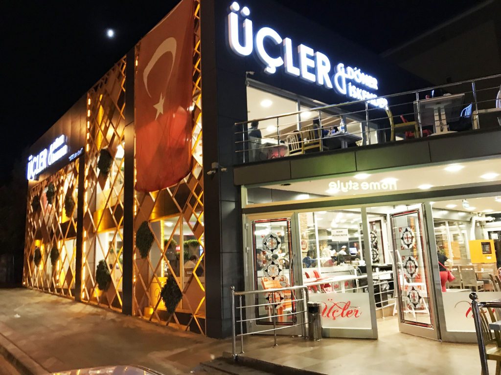 Üçler Kebap Salonu – Erzurum Yemek Yerleri – En İyi 15 Restoran