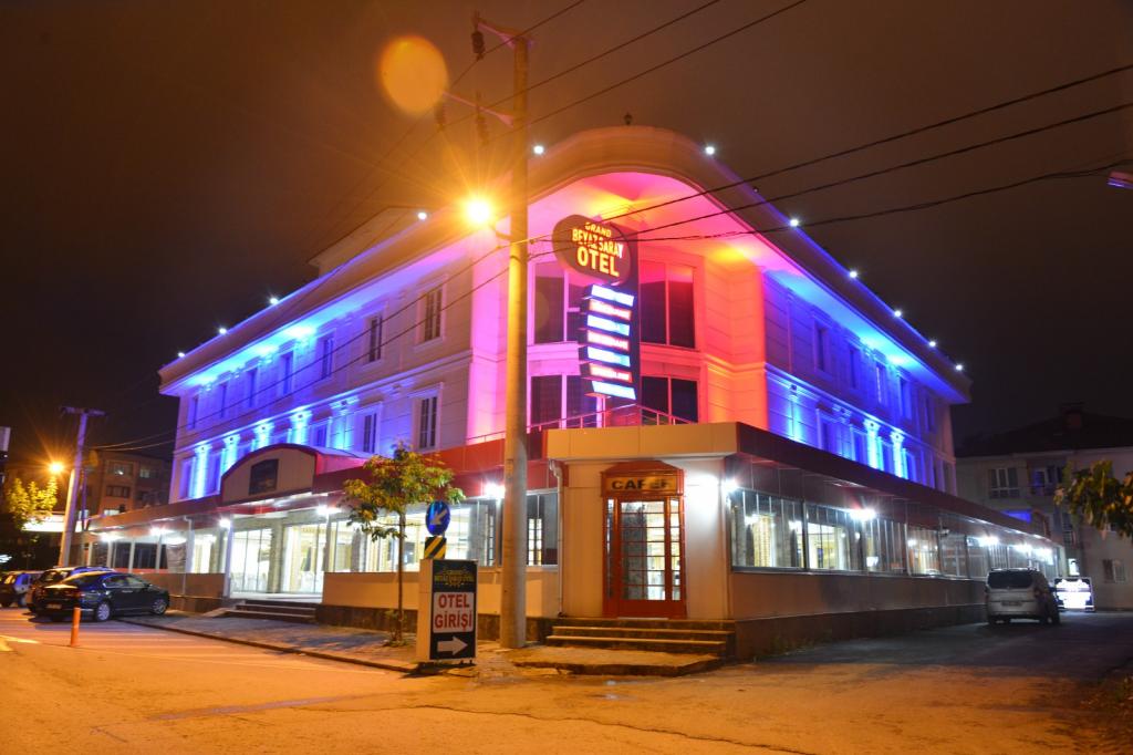 Düzce Grand Beyaz Otel – Düzce Otelleri – En İyi 20 Otel