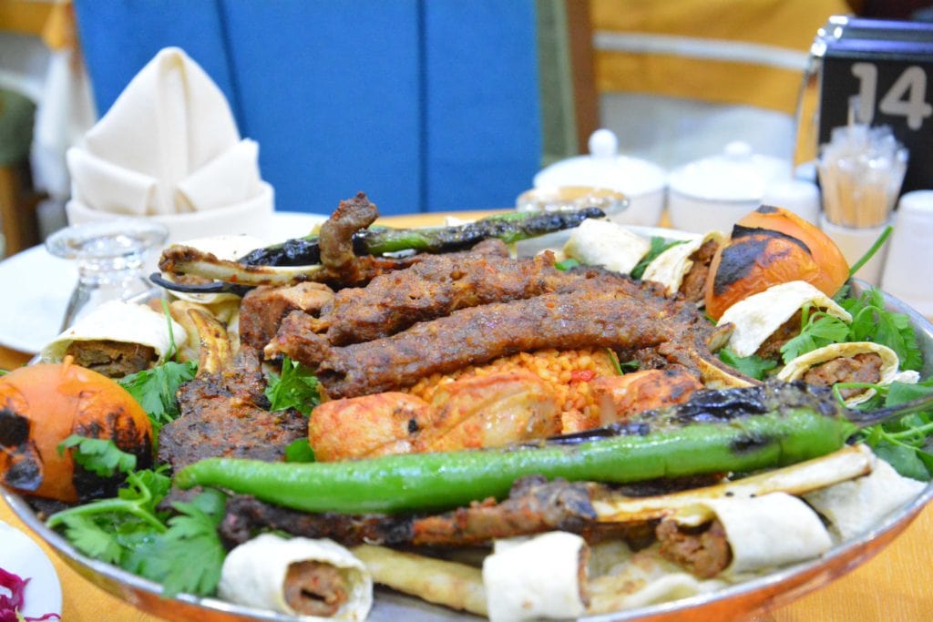 Gökte Ada Restaurant – Bitlis Yemek Yerleri – En İyi 22 Restoran