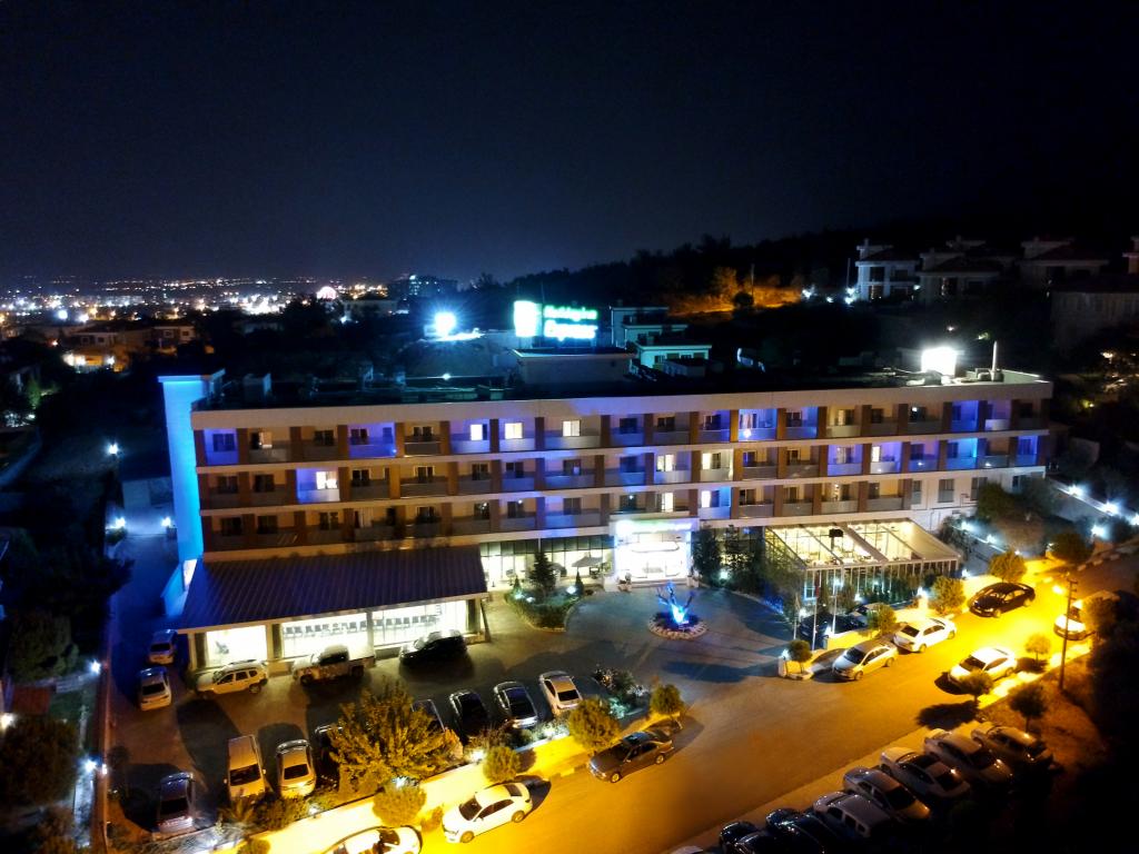 Holiday Inn Express Manisa - Manisa Otelleri – En İyi 20 Otel